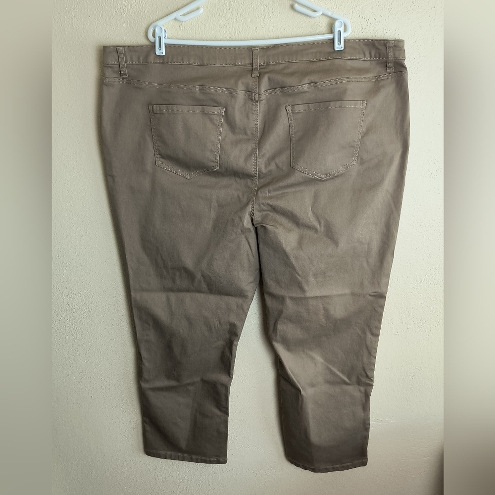 Catherines Brown Chinos Versatile Cotton Blend Plus Size 32W Casual - Picture 9 of 11